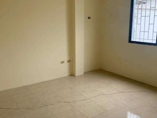 Foto 8 de Venta casa Residencial o Comercial, Urdesa Av. las Aguas (J.Luna)