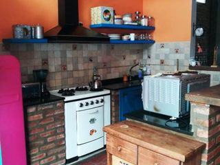 Foto 6 de MUY BUENA CASA VIAMONTE AL 2000 SOBRE LOTE DE 10 X 44