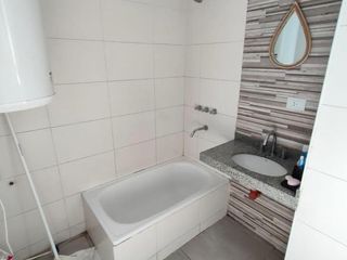 Foto 7 de Espectacular monoambiente seminuevo en VENTA en Gral. Paz al 100, Barrio Sur