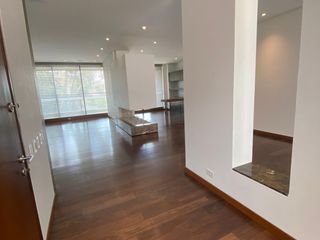 Foto 1 de apartamento en arriendo/venta en los rosales. Cod A8408353