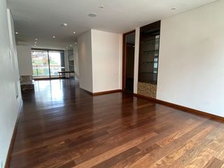 Foto 9 de apartamento en arriendo/venta en los rosales. Cod A8408353
