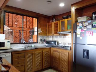 Foto 2 de CASA EN ARRIENDO SECTOR ESCOBERO - ENVIGADO