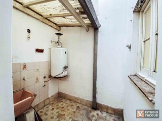 PH en venta - 3 Dormitorios 1 Baño - 83Mts2 - La Plata