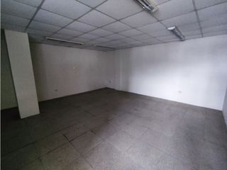 AV CARLOS JULIO SE VENDE PROPIEDAD 100% COMERCIAL.