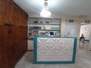 Foto 8 de VENTA PROPIEDAD CENTRO MEDICO EN CDLA ALMENDROS