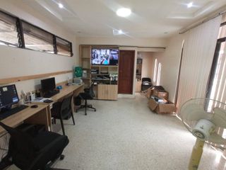 Foto 27 de VENTA PROPIEDAD CENTRO MEDICO EN CDLA ALMENDROS