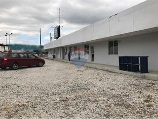 En Alquiler Terreno+Local Comercial en Juan Tanca