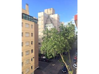 Foto 2 de ALQUILER POR TEMPORADA - DOS AMBIENTES CON BALCÓN A LA CALLE