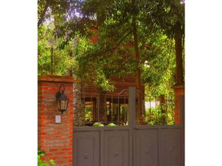 Foto 2 de Casa de piedra , Bosque Peralta Ramos, Mar del plata