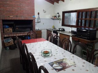 Casa 4 ambientes En Venta - Quilmes