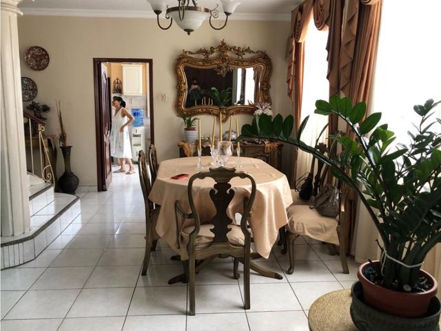 SE VENDE PROPIEDAD EN URDENOR 1