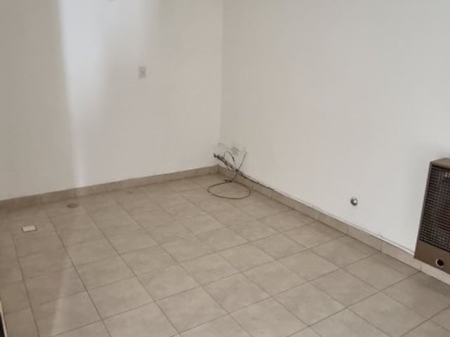 CASA EN VENTA - BARRIO CENTRO - ALLEN