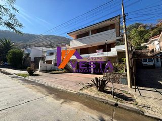 Foto 1 de IMPORTANTE CASA EN VENTA ZONA MONUMENTO A GUEMES SALTA