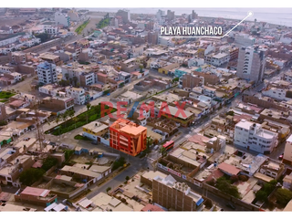 Foto 2 de 🌟 ¡Gran oportunidad para emprendedores e inversores! 🌟

Descubre este impresionante inmueble en Huanchaco, 'Hotel Mamá Tina'. Ubicado en calle Los P