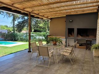 Foto 3 de Casa en  ALQUILER TEMPORAL, Villa Allende Golf, Condor Alto