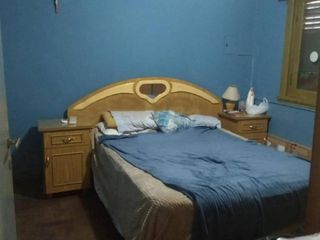 Casa en venta - 2 Dormitorios 1 Baño - Cochera - 300Mts2 - Los Hornos, La Plata