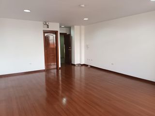 La Mariscal, Oficina en  Renta, 40m2, 1 Ambiente.