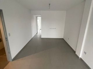 Foto 2 de Departamento en venta en Quilmes Centro