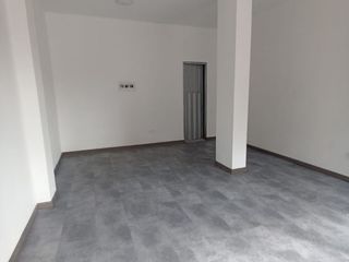 Foto 2 de local en arriendo en bulevar niza. Cod A6939501