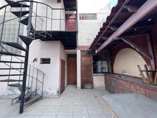 Se Alquila Amplia Casa como Local de 281m2  en Cercado de Lima entre Bertello y Alborada