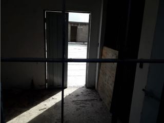 Foto 17 de GALPON 870 M2 8.66 X 43 DOS PLANTAS + SOTANO C/S VVDA FINANC