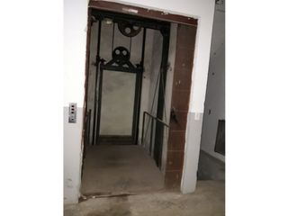 Foto 8 de GALPON 870 M2 8.66 X 43 DOS PLANTAS + SOTANO C/S VVDA FINANC