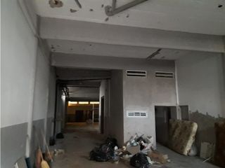 Foto 24 de GALPON 870 M2 8.66 X 43 DOS PLANTAS + SOTANO C/S VVDA FINANC