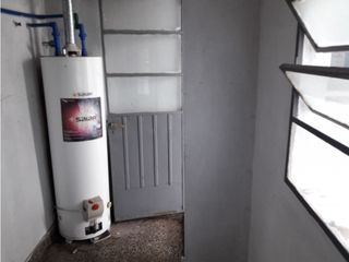 Foto 10 de GALPON 870 M2 8.66 X 43 DOS PLANTAS + SOTANO C/S VVDA FINANC