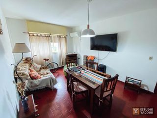 Departamento en venta - 2 Dormitorios 1 Baño - 60Mts2 - Villa Elisa