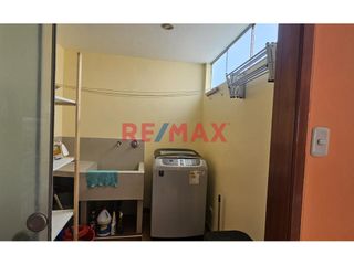 Foto 10 de 🏖 Alquiler de Departamento Amoblado en Huanchaco – ¡Listo para Mudarse! 🏡

¿Buscas vivir cerca del mar en un lugar cómodo, moderno y con todos los s