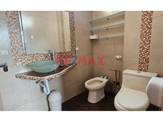 Foto 7 de 🏖 Alquiler de Departamento Amoblado en Huanchaco – ¡Listo para Mudarse! 🏡

¿Buscas vivir cerca del mar en un lugar cómodo, moderno y con todos los s
