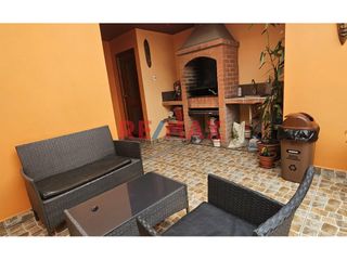 Foto 11 de 🏖 Alquiler de Departamento Amoblado en Huanchaco – ¡Listo para Mudarse! 🏡

¿Buscas vivir cerca del mar en un lugar cómodo, moderno y con todos los s