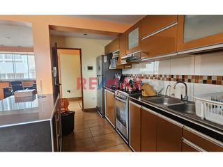 Foto 3 de 🏖 Alquiler de Departamento Amoblado en Huanchaco – ¡Listo para Mudarse! 🏡

¿Buscas vivir cerca del mar en un lugar cómodo, moderno y con todos los s