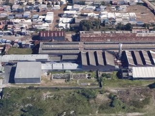 Depósito 1400 m2. en Lanús -  Alquiler