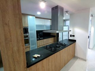 Foto 12 de casa en venta en av. libertadores, el tesoro. Cod V4947