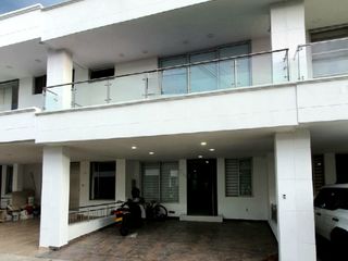 Foto 18 de casa en venta en av. libertadores, el tesoro. Cod V4947