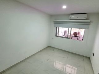 Foto 10 de casa en venta en av. libertadores, el tesoro. Cod V4947