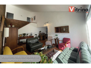 Vitrina Inmobiliaria vende casa en Niza Antigua