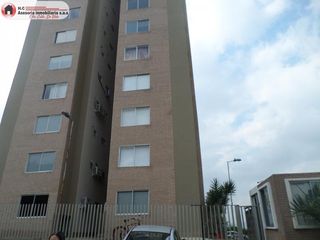 Foto 1 de apartamento en arriendo/venta en la floresta. Cod A1003