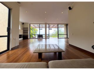 Foto 9 de VENTA CASA CAMPESTRE CON  VISTA DE LUJO - ARBORETTO LA CALERA