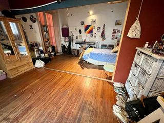 VENTA LA BOCA PISO 6 AMBIENTES C/BALCÓN AL FRENTE