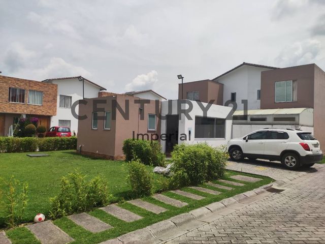 Casa de venta, Armenia 2, Los Chillos