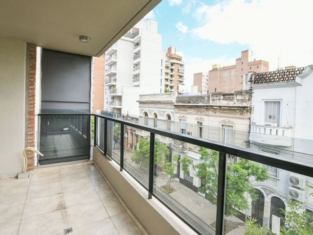 Semipiso UN DORMITORIO - Balcón frente y contrafrente - Amenities - Catamarca y Moreno