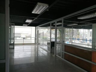 ARRIENDO EDIFICIO COMERCIAL 916M2, CENTRO NORTE DE QUTO