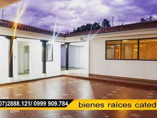 Villa Casa Edificio de venta en Jardines del Rio – código:15190