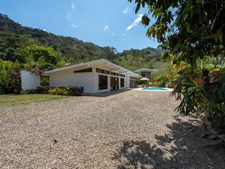 Foto 2 de casa campestre en venta en la vega. Cod V1088054