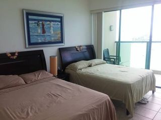 Rental In The Barcelo Hotel : Se Alquila Apartamento Frente al Mar en Salinas
