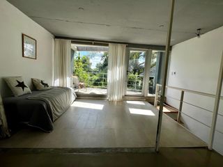 Duplex en venta en Punta Chica en excelente estado, 3 dormitorios, cochera