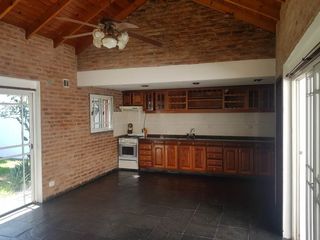 Foto 7 de Casa PH en venta en Quilmes Oeste