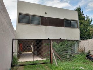Casa en La Plata - Dacal Bienes Raices